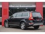 Volvo XC70 2.0 D3 FWD Limited Edition | 5-Cilinder | Origineel NL | Schuif-/kanteldak | Leder | Trekhaak | Navigatie |