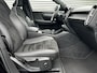 Volvo XC40 Recharge P8 AWD R-Design Panoramadak, Trekhaak semi elektrisch wegklapbaar, Stoelverwarming, Stuurverwarming, Driver assist, BLIS, Adaptive cruise, Harman Kardon Premium audio, Parkeer camera 360Gr.