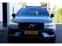 Volvo XC60 2.0 T8 392PK Plug-in hybrid AWD R-Design*Perfect Volvo Onderh.*B&W!/Pano/Sport Leder/Stoelverw.V+A/Stuurverw./ACC/Pilot ass./360 Camera/Memorie/BLIS/Parkeersens.V+A/21 inch LM*