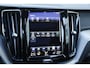 Volvo XC60 2.0 T8 392PK Plug-in hybrid AWD R-Design*Perfect Volvo Onderh.*B&W!/Pano/Sport Leder/Stoelverw.V+A/Stuurverw./ACC/Pilot ass./360 Camera/Memorie/BLIS/Parkeersens.V+A/21 inch LM*