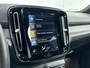 Volvo XC40 T4 R-Design | 18" | Leder/Nubuck | Trekhaak | Keyless | Parkeerverwarming | Stoel/Stuur/Achterbankverwarming | Keyless | Parkeercamera | Navigatie | Getint Glas