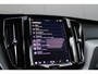 Volvo XC60 2.0 T6 Plug-in hybrid AWD Plus Dark - ACC - 360 Camera - Pano - H&K - Stoel/Stuurverwarming - Memory - BLIS - Keyless - Rijklaar