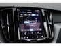 Volvo XC60 2.0 T6 Plug-in hybrid AWD Plus Dark - ACC - 360 Camera - Pano - H&K - Stoel/Stuurverwarming - Memory - BLIS - Keyless - Rijklaar