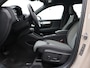 Volvo XC40 B4 AUT(7) PLUS DARK 19INCH ACC BLIS TREKHAAK HARMAN KARDON