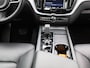 Volvo XC60 B4 D Geartronic Momentum Pro | LEER | CAMERA | STOEL-STUURWIELVERWARMING | GOOGLE NAVIGATIE