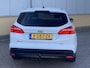 Ford Focus 1.0 125PK Automaat Titanium Wagon Trekhaak, navigatie, winterpakket, privacy glass