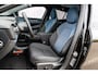 Volvo EX30 Cross Country Twin Motor Performance AWD 69 kWh Ultra | Trekhaak | Adaptieve Cruise | Stoel-/Stuurverwarming | Keyless | 360 Camera | Panoramadak | Elektr. Stoelen | Harman Kardon Audio | Elek. Achterklep | Getint Glas |