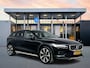 Volvo V60 Cross Country B5 AWD Ultimate | 20" | Geventileerd Nappa | Massagestoelen | Bowers & Wilkins | Exterior Styling Pack | Head-up | Panoramadak | 360 Camera | Full LED | Stoel/Stuur/Achterbankverwarming
