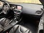 Volvo V40 2.0 T4 Business Sport 191 PK R-Design / Gereviseerde Automaat / Panoramadak / Nieuwe Turbo / Leder / LED / Stoelverwarming / Camera / Cruise / Navigatie / 17'' LMV / Org.NL!