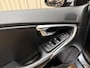 Volvo V40 2.0 T4 Business Sport 191 PK R-Design / Gereviseerde Automaat / Panoramadak / Nieuwe Turbo / Leder / LED / Stoelverwarming / Camera / Cruise / Navigatie / 17'' LMV / Org.NL!