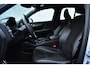 Volvo XC40 1.5 T5 Recharge R-Design | 360° Camera | 1e Eigenaar |
