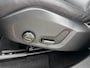 Volvo XC60 T6 Recharge Essential Edition | 18" | Leder | Stoel/Stuurverwarming | BLIS | Geintegreerde Kinderzitjes | Panoramadak | Parkeercamera | Park Assist V+A | Google Navigatie |