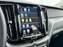 Volvo XC60 T6 Recharge Essential Edition | 18" | Leder | Stoel/Stuurverwarming | BLIS | Geintegreerde Kinderzitjes | Panoramadak | Parkeercamera | Park Assist V+A | Google Navigatie |