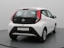 Toyota Aygo 73pk VVT-i x-play Airco | Camera | Carplay