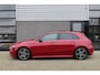 Mercedes-Benz A-klasse 180 AMG Line / Panoramadak / Keyless / N.A.P.