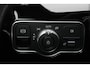 Mercedes-Benz A-klasse 180 AMG Line / Panoramadak / Keyless / N.A.P.