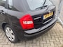 Kia Cerato 2.0-16V EX 5 deurs! Airco ECC l Cruise l Elek pakket! Goed onderhouden!