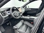 Volvo XC60 T6 Recharge Ultra Black Edition | Facelift | 21" | Elektrisch verst. Sportstoelen | Panoramadak | Head-up | 360 Camera | Harman Kardon | Full LED |