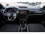 Volkswagen T-Cross 1.0 TSI Style digital cockpit pro, achteruitrijcamera, navigatie, stoelverwarming, 4 seizoenen banden, pdc voor en achter, travel assist, ACC, draadlloos carplay, spiegel pakket, dimmende binnenspiegel