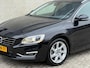 Volvo V60 2.4 D6 AWD PHEV 215pk 2013 Zwart LEDER|NAP|2E EIG.