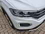 Volkswagen T-Roc 1.5 TSI Sport | Open dak | Navigatie | Achteruitrijcamera |