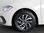 Volkswagen Polo GP Life Edition 1.0 95 pk 5 versn. Hand | 15" LM | Stoelverwarming | Camera |