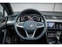 Volkswagen Passat Variant 1.5 TSI 150pk DSG R-Line Business + | Panoramadak | Matrix LED Koplampen | Voorstoelen Verwarmd
