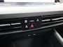 Volkswagen Golf 1.0 TSI Life | SFEERVERLICHTING | APPLE CARPLAY - ANDROID AUTO | ADAPTIVE CRUISE CONTROL | CLIMATE CONTROL | PARKEERSENSOREN |