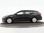 Skoda Octavia Combi 1.0 e-TSI 110pk DSG Sport Business · Apple/Android Car Play · Elek. Trekhaak · Cruise Control · P-Sensoren · 16'' Inch · Garantie t/m 19-11-2027 of 100.000km