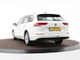 Volkswagen Golf Variant 1.0 eTSI 110pk DSG Life · Camera · Elek.Trekhaak · Apple/Android Car Play · Navigatie · Sfeerverlichtiing · 16'' Inch · Garantie t/m 08-06-2027 of 100.000km