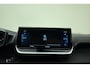 Peugeot e-2008 EV GT Pack 50 kWh 100% Elektrisch | Alcantara Bekleding | Panorama dak | Camera | Camera | Parkeersensor | Stoelverwarming | Climate Control | Apple Carplay | Android Auto | 1e eigenaar