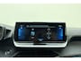 Peugeot e-2008 EV GT Pack 50 kWh 100% Elektrisch | Alcantara Bekleding | Panorama dak | Camera | Camera | Parkeersensor | Stoelverwarming | Climate Control | Apple Carplay | Android Auto | 1e eigenaar