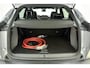 Peugeot e-2008 EV GT Pack 50 kWh 100% Elektrisch | Alcantara Bekleding | Panorama dak | Camera | Camera | Parkeersensor | Stoelverwarming | Climate Control | Apple Carplay | Android Auto | 1e eigenaar