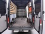 Volkswagen Crafter 35 2.0 TDI 140 PK Aut. L3H3 Highline EURO VI | Airco | Elek.pakk | Cruise control | Navigatie | Carplay | Ergo Comfortstoel | PDC | Camera | 17" LMV Lismore | Trekhaak