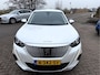 Peugeot e-2008 EV Allure Pack 50 kWh SOH 91,3%, Camera, Carplay, Stoelverwarming
