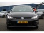 Volkswagen Golf 1.2 TSI Connected Series R-Line Cruise/Camera/Stoelverwarming/Bi-Xenon/Keyless/PDC/LED/HalfLeder/Massage/DAB/17"LM