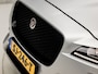 Jaguar F-Pace 2.0 Portfolio R-Sport AWD 20d 180Pk Automaat (NAVIGATIE, KEYLESS, CAMERA, GETINT GLAS, STUUR/STOELVERWARMING, LEDEREN SPORTSTOELEN, XENON, LANE ASSIST, NIEUWSTAAT)