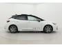 Toyota Corolla Hybrid 140 GR Sport | Panoramadak | Dodehoek detectie | Head-up display | JBL | Stoelverwarming | Navigatie | 18 inch | Parkeersensoren voor/achter