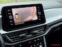Volkswagen T-Roc 1.5 TSI Life Edition ACC Camera CarPlay Stoelverwarming All Season