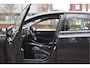 Volkswagen Golf 1.4 eHybrid Style 204 pk PHEV | Carplay | Standkachel | IQ Light | Stoelmassage | Sfeerverlichting | LM-Velgen