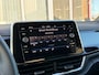 Volkswagen T-Roc 1.5 TSI R-Line 150 PK I Carplay I Adapt. Cruise I LED I Stoelverwarming