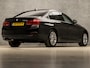 BMW 3-Serie 330e High Executive Sportline 252Pk Automaat (GROOT NAVI, CLIMATE, LEDEREN SPORTSTOELEN, PARKEERSENSOREN, LED KOPLAMPEN, CRUISE, NIEUWE APK, NIEUWSTAAT)
