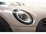 MINI Clubman 1.5 Cooper Business Edition Aut. [ LED Leder Navi prof. Stoelverwarming ]