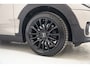 MINI Clubman 1.5 Cooper Business Edition Aut. [ LED Leder Navi prof. Stoelverwarming ]