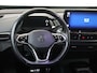 Volkswagen ID.5 Pro Advantage 77 kWh | Achteruitrijcamera | Adaptieve cruise control | Parkeerassistent | 3-zone airco | Keyless | CarPlay | Navigatie | Stoel- en stuurwielverwarming |