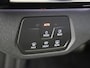 Volkswagen ID.5 Pro Advantage 77 kWh | Achteruitrijcamera | Adaptieve cruise control | Parkeerassistent | 3-zone airco | Keyless | CarPlay | Navigatie | Stoel- en stuurwielverwarming |