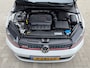 Volkswagen Golf 2.0 TSI GTI DSG / Metallic Wit / Stoelverwarming / Camera / 19" Inch Pretoria