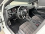 Volkswagen Golf 2.0 TSI GTI DSG / Metallic Wit / Stoelverwarming / Camera / 19" Inch Pretoria