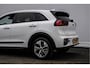 Kia Niro EV e-Niro DynamicPlusLine 64 kWh SOH 100% 3-Fase/ Schuifdak/ Stuur + stoelverwarming/ Camera/ Adapt. cruise/ Carplay/ DabNavigatie