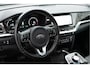 Kia Niro EV e-Niro DynamicPlusLine 64 kWh SOH 100% 3-Fase/ Schuifdak/ Stuur + stoelverwarming/ Camera/ Adapt. cruise/ Carplay/ DabNavigatie